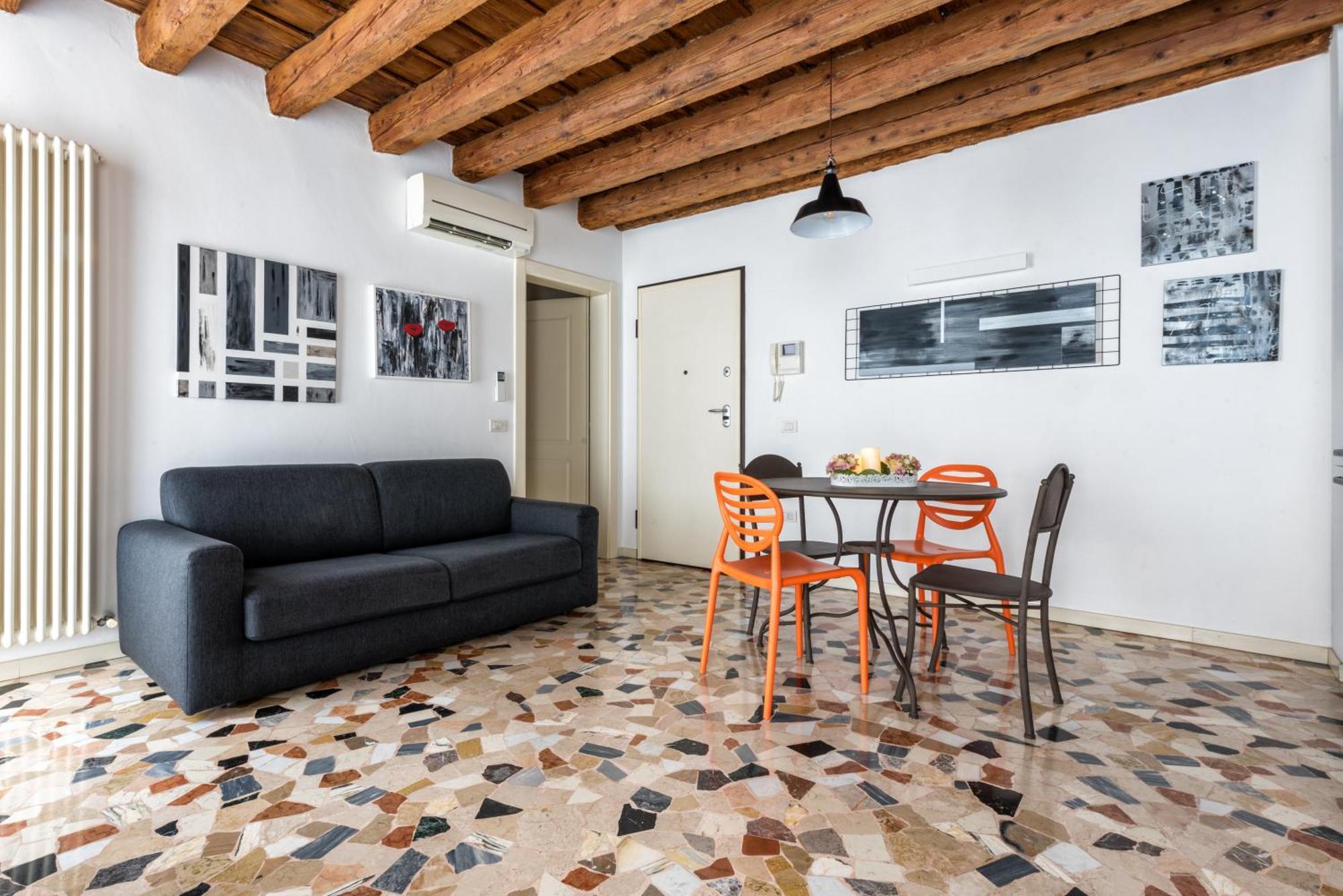 Lovely Apartment In Vicenza Bagian luar foto