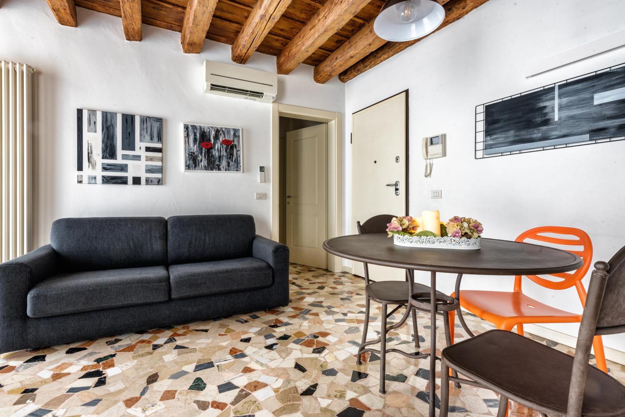 Lovely Apartment In Vicenza Bagian luar foto