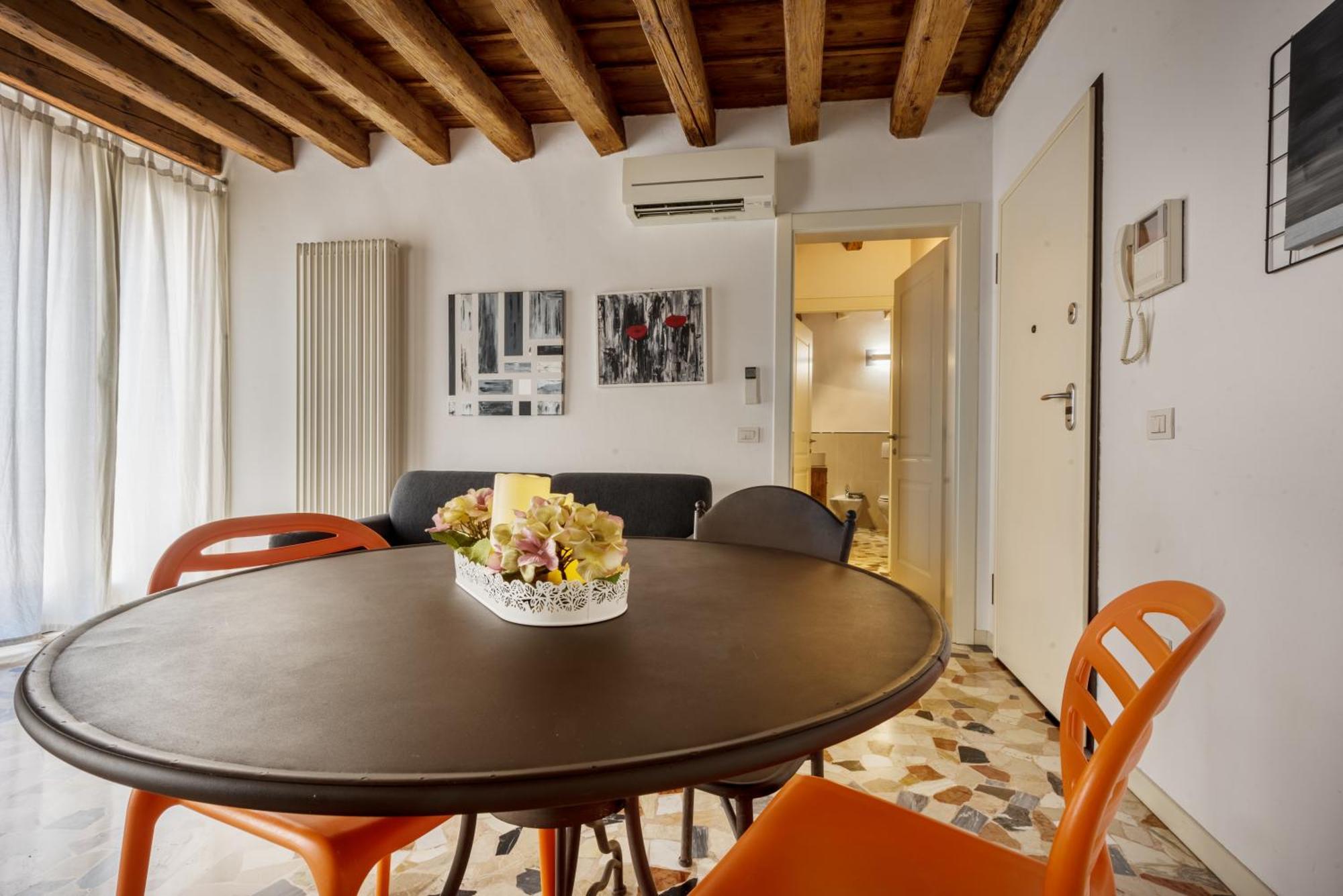 Lovely Apartment In Vicenza Bagian luar foto